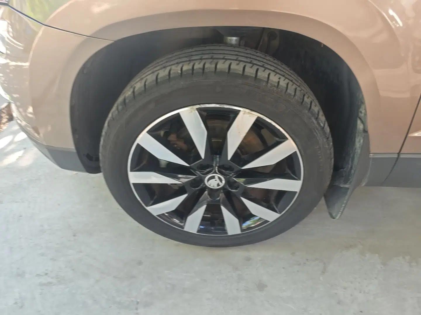 Skoda Karoq 2018 TSI280 Luxury Edition China V Standard — миниатюра 10