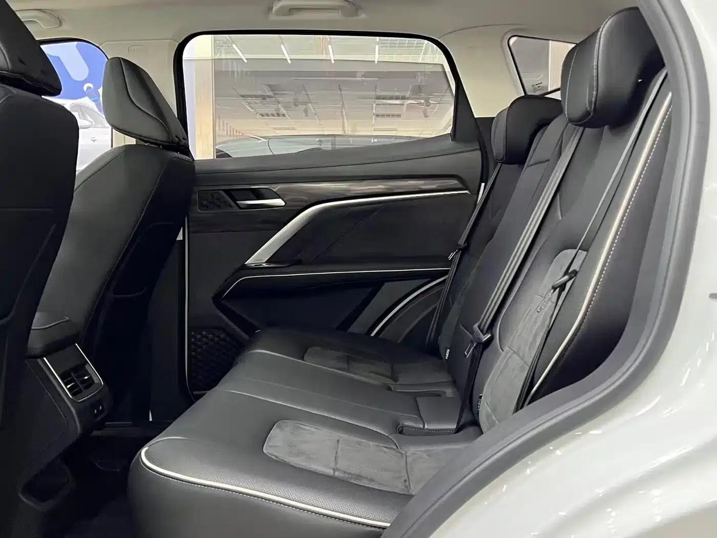 Haval H6 2023 National Trend Edition 1.5T Automatic Urban Edition — миниатюра 10