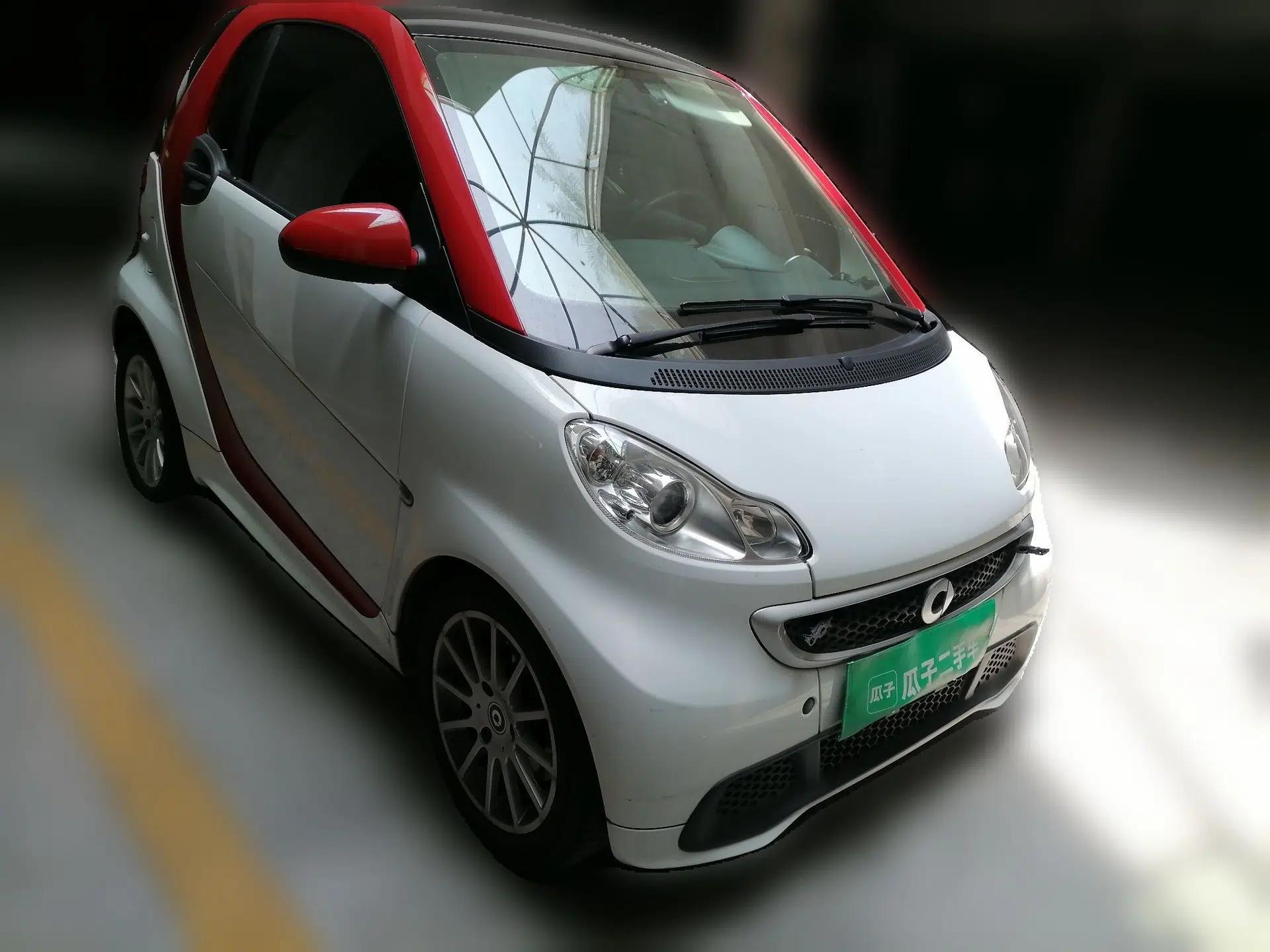 smart fortwo 2015 1.0 MHD Comfort Travel Edition — миниатюра 3