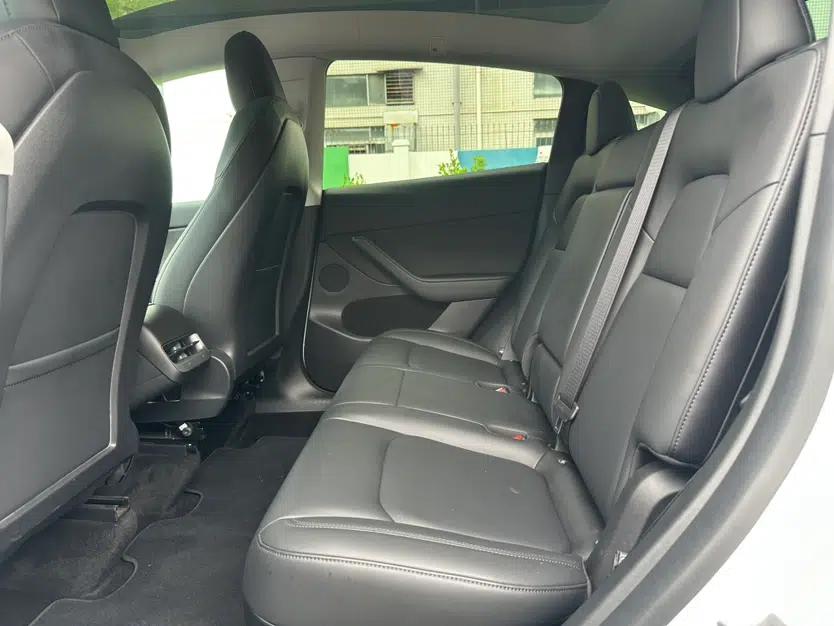 Tesla Model Y 2021 Long-Range All-Wheel-Drive Version 3D7 — миниатюра 19