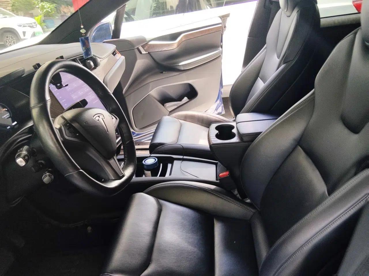 Tesla Model X 2019 Long-Range Version — миниатюра 15