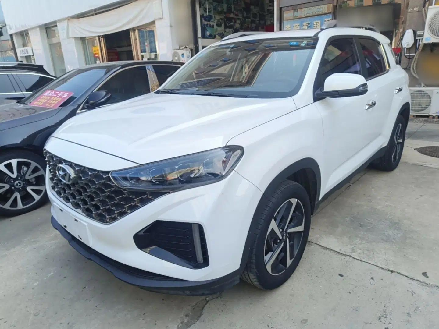 Hyundai ix35 2021 2.0L Automatic 2WD GLS Leading Edition — миниатюра 1