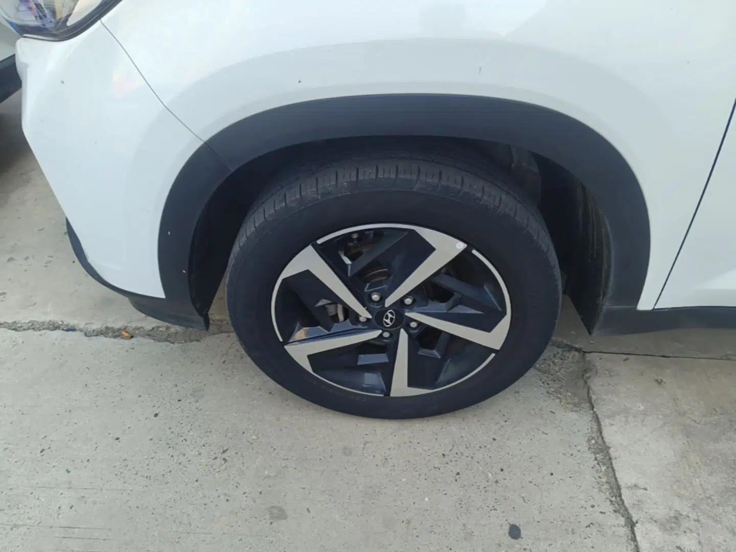 Hyundai ix35 2021 2.0L Automatic 2WD GLS Leading Edition — миниатюра 10