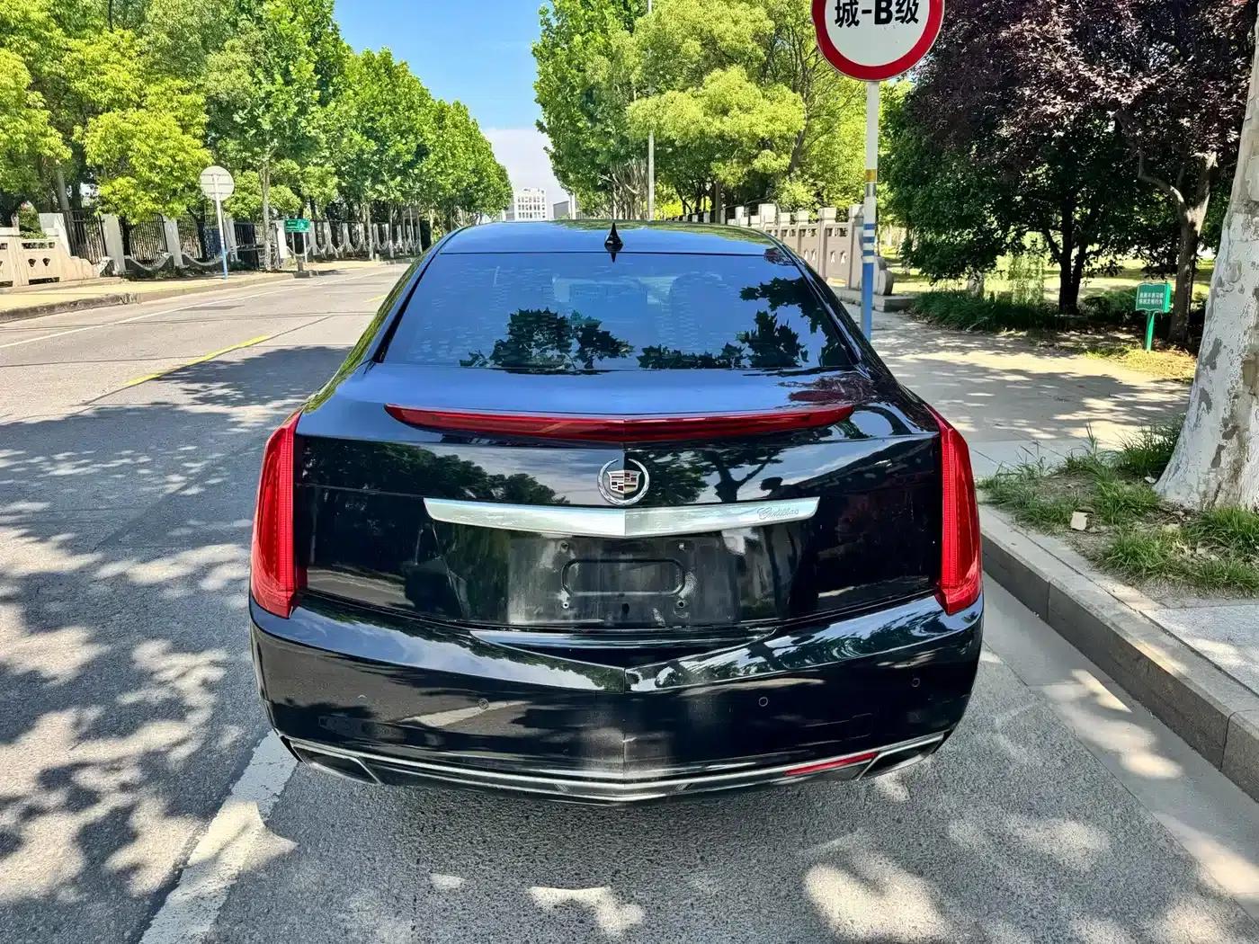 2015 Cadillac XTS 28T Comfort — миниатюра 5