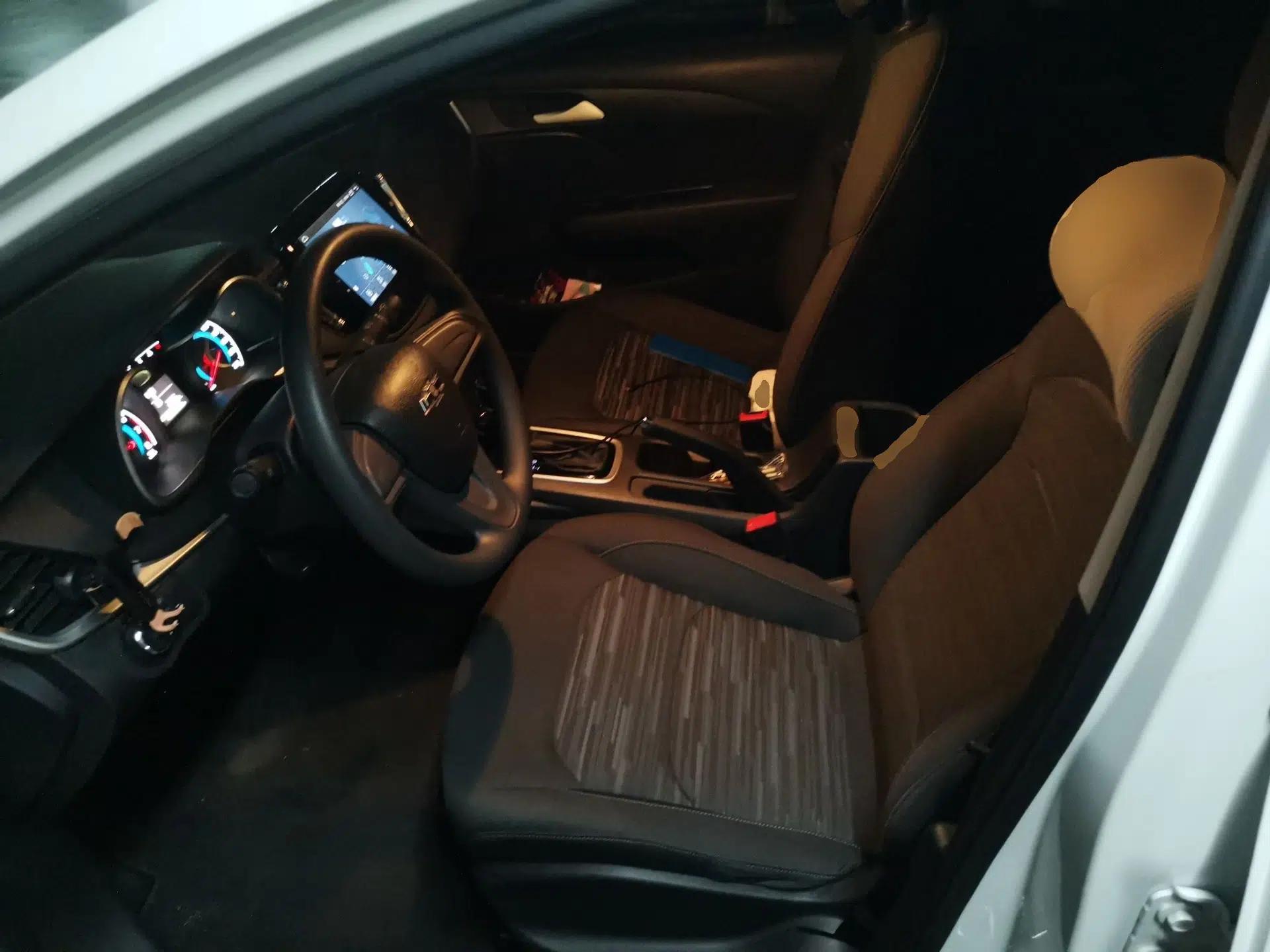 Chevrolet Cavalier 2018 320 Automatic Enjoyment Sunroof Edition — миниатюра 15
