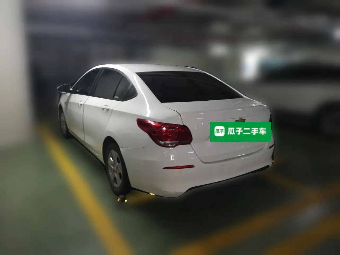 Chevrolet Cavalier 2018 320 Automatic Enjoyment Sunroof Edition — миниатюра 4