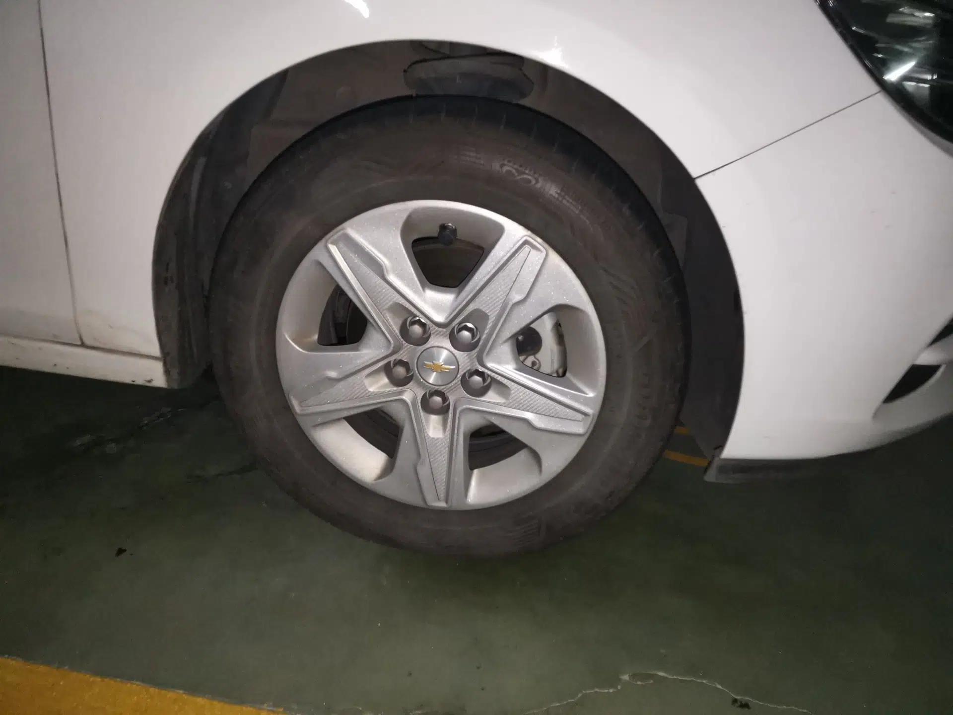 Chevrolet Cavalier 2018 320 Automatic Enjoyment Sunroof Edition — миниатюра 8