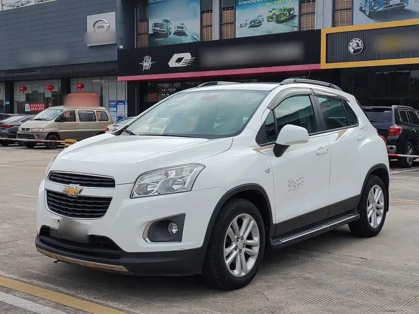 Chevrolet Trax 2016 1.4T Manual Two-Wheel Drive Comfort Version with Sunroof — миниатюра 1