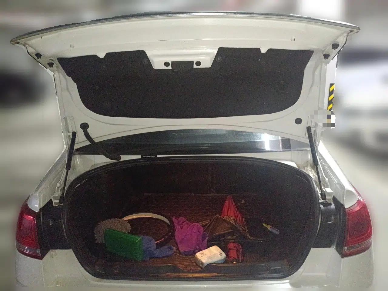 Citroen C-Quatre 2013 Sedan 2.0L Automatic Joyful Model — миниатюра 19