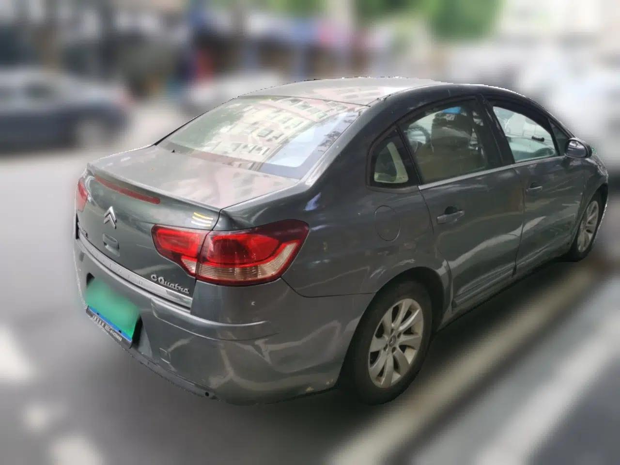 Citroen C-Quatre 2011 Sedan 1.6L Automatic Fashion Edition — миниатюра 6