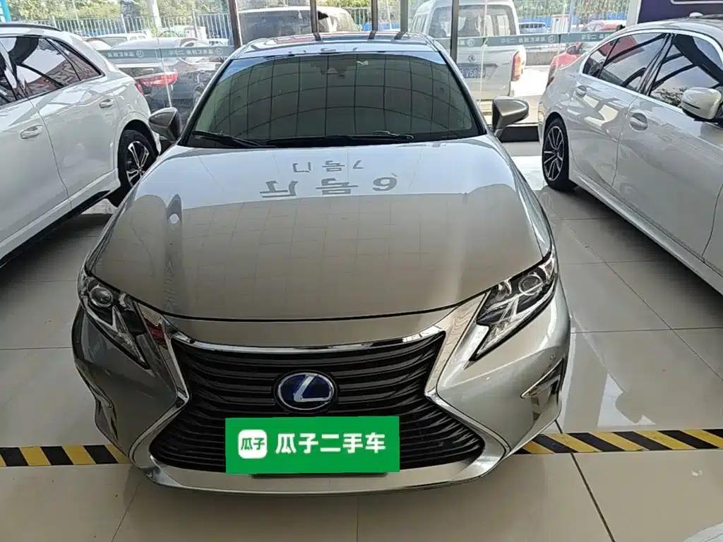 Lexus ES 2015 300h Comfort Edition — миниатюра 3
