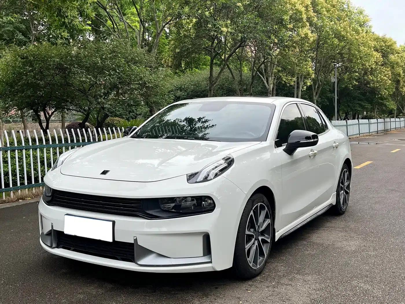 Lynk & Co 03 2019 1.5TD DCT Sport Edition (China VI Emission Standard) — миниатюра 1