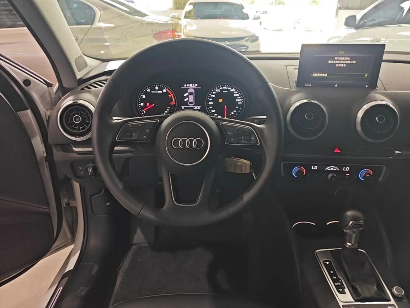 Audi A3 2019 Limousine 35 TFSI Style Edition China VI Emission Standard — миниатюра 13