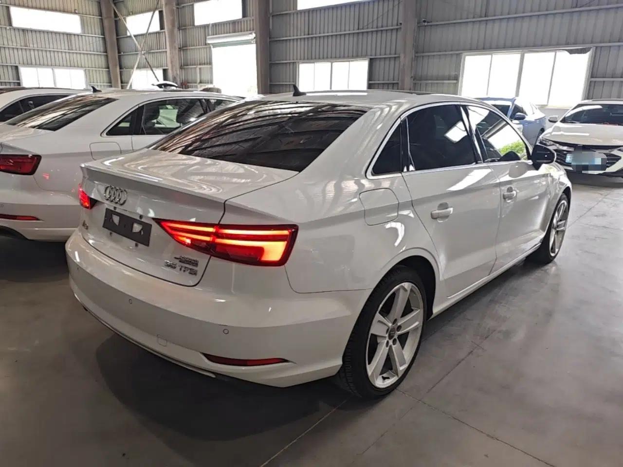 Audi A3 2019 Limousine 35 TFSI Style Edition China VI Emission Standard — миниатюра 6