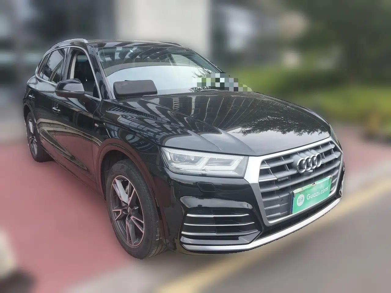 Audi Q5L 2020 Updated 40 TFSI Prestige Fashion Edition — миниатюра 3