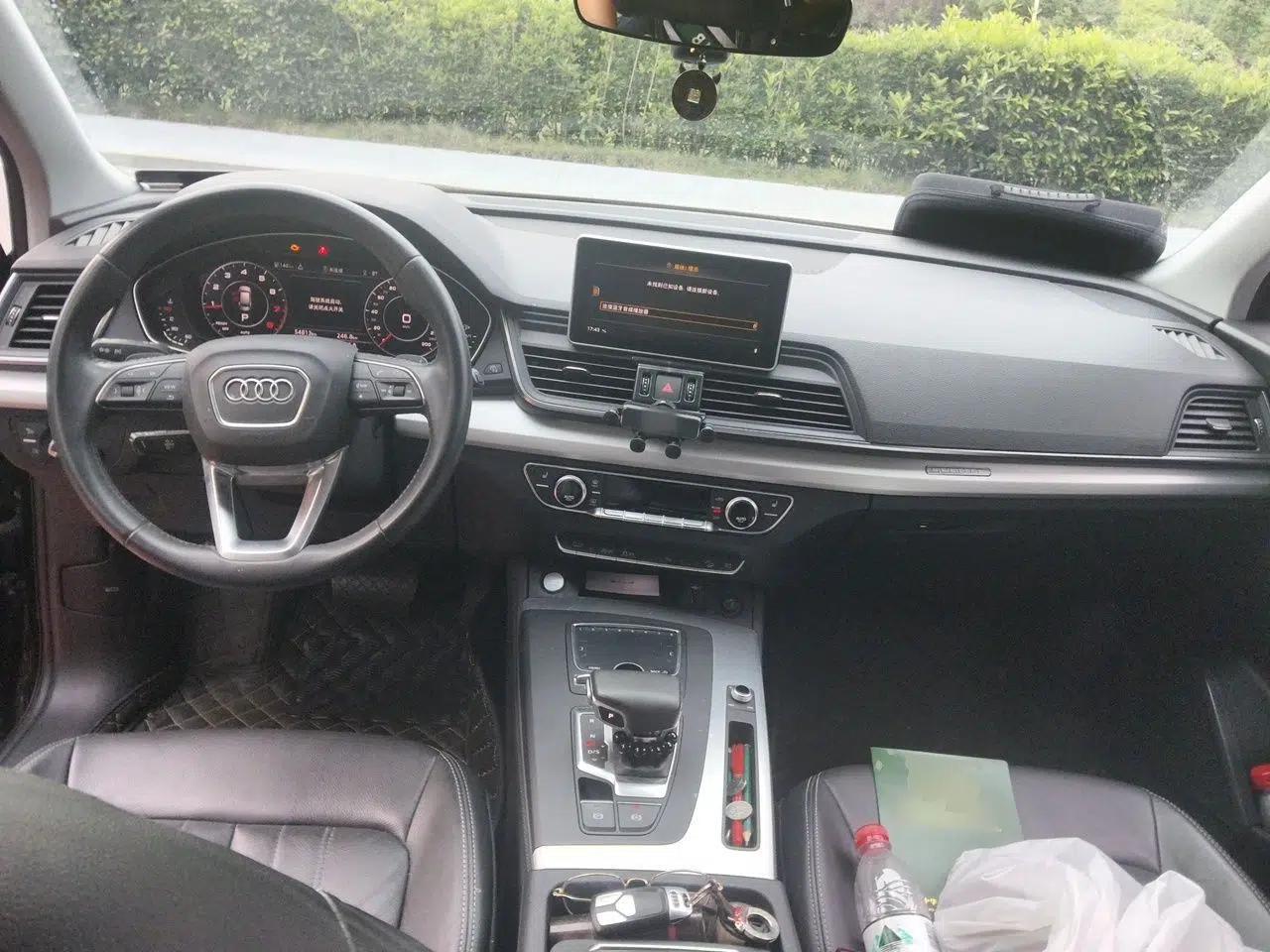 Audi Q5L 2020 Updated 40 TFSI Prestige Fashion Edition — миниатюра 9