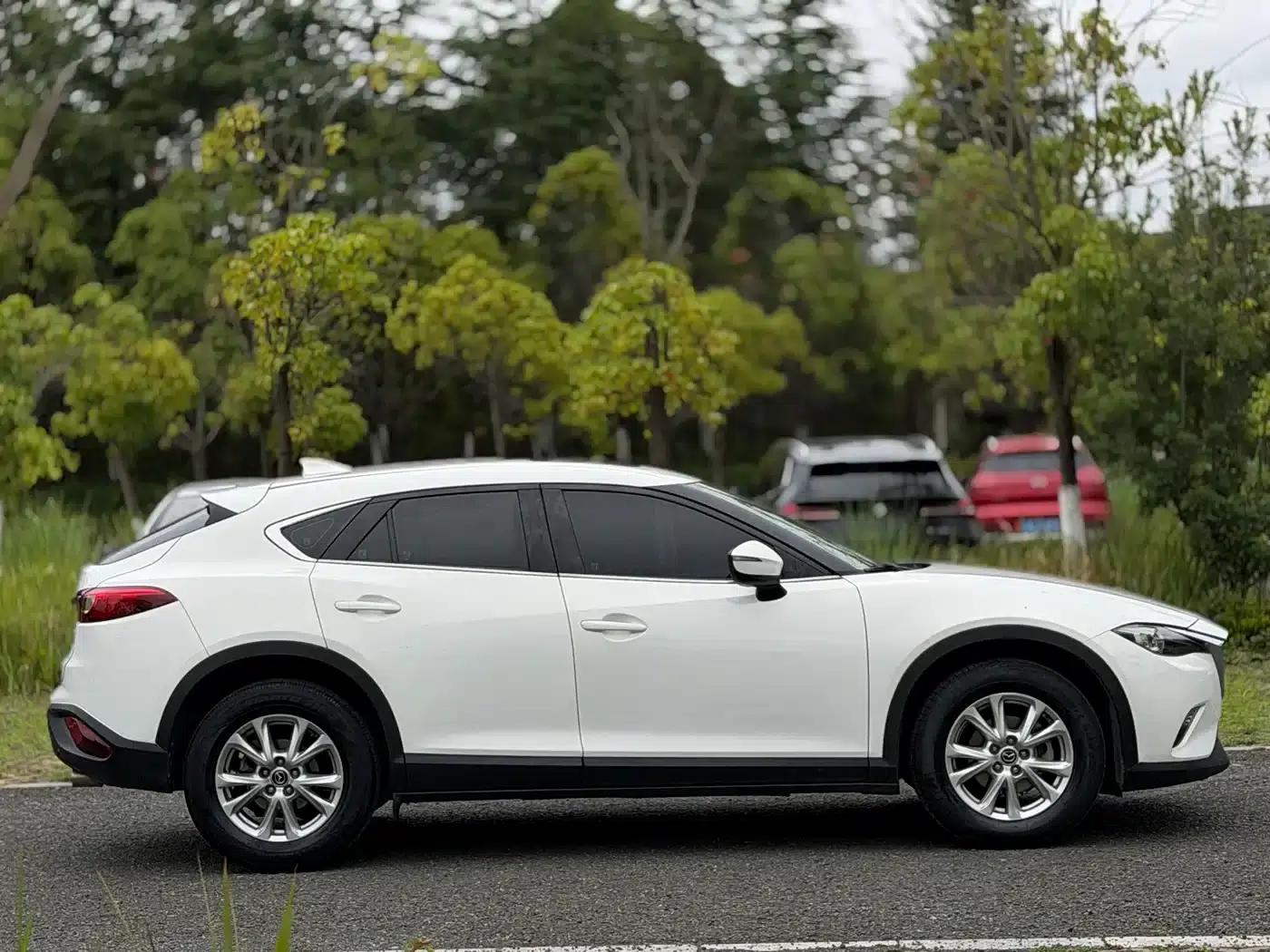 Mazda CX-4 2018 2.0L Automatic 2WD Blue Sky Vitality Edition (National V Emission Standard) — миниатюра 8