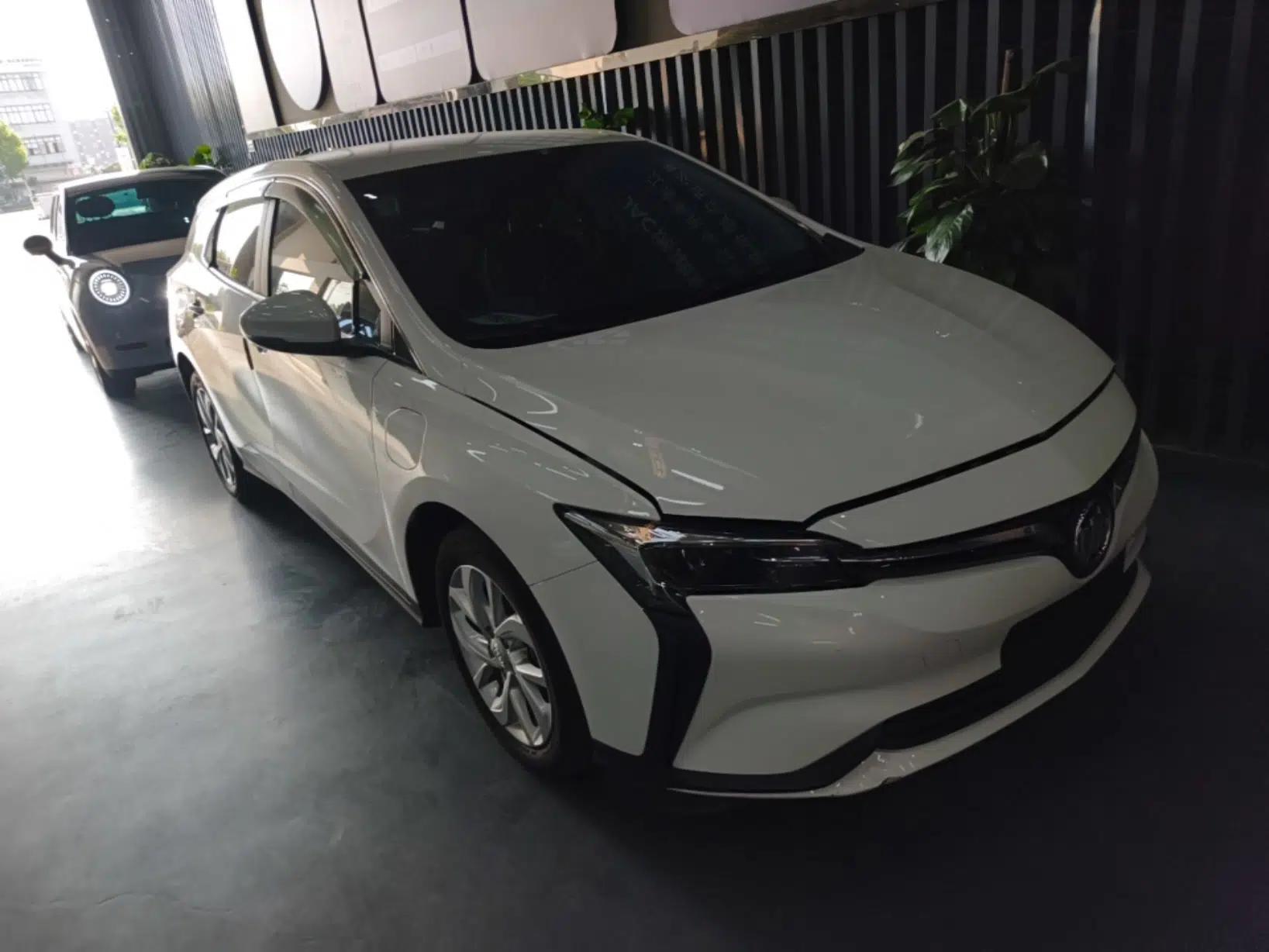 Buick Velite 6 2022 Connected & Shared PLUS — миниатюра 3