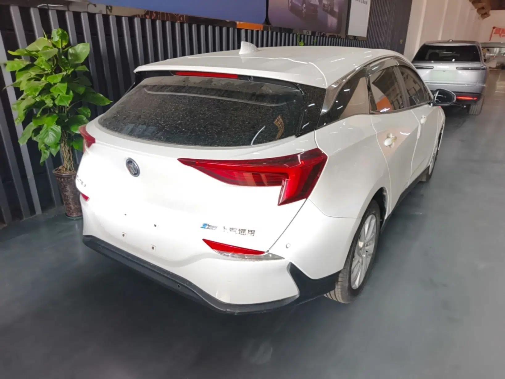 Buick Velite 6 2022 Connected & Shared PLUS — миниатюра 6