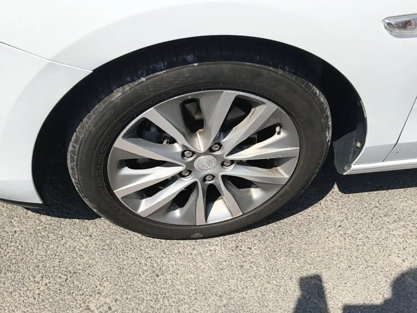 Buick GL6 2019 18T 6-Seater Connected Luxury Version China VI Standard — миниатюра 10