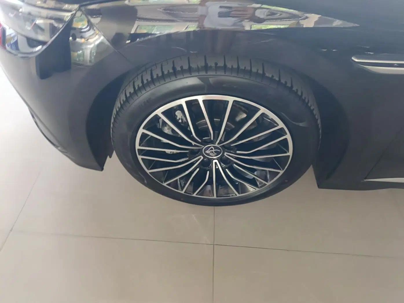BYD Han 2025 DM-i Intelligent Driving Edition 125KM LiDAR Flagship Model — миниатюра 10