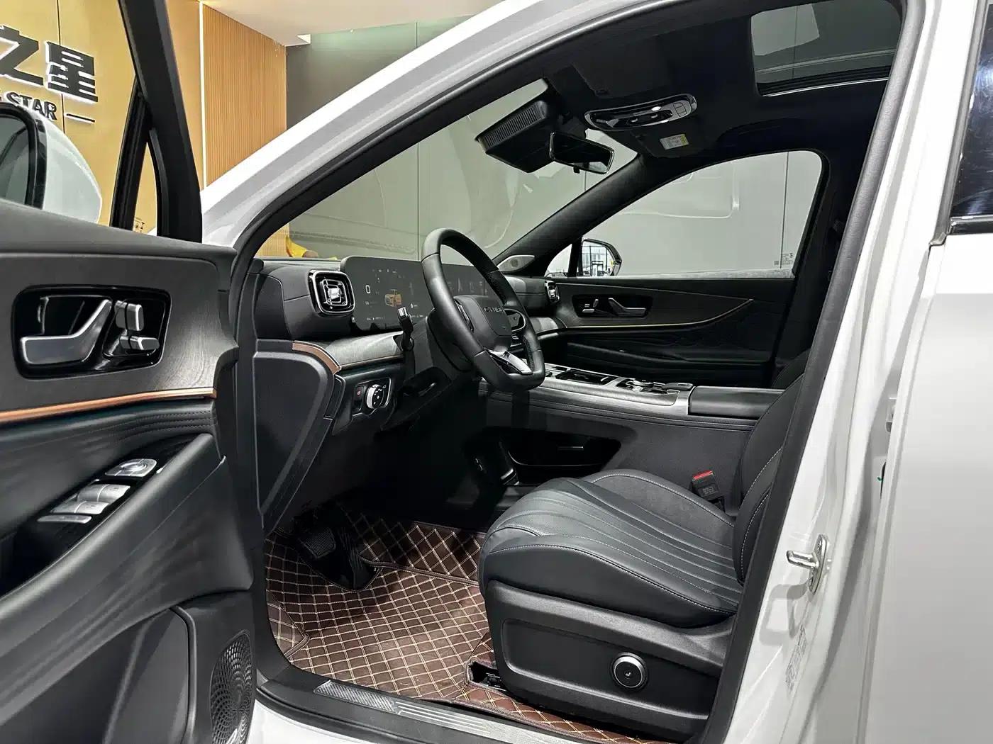 Chery Tiggo 9 2025 2.0T Dual-Clutch Two-Wheel Drive Luxury Edition 5-Seater — миниатюра 8