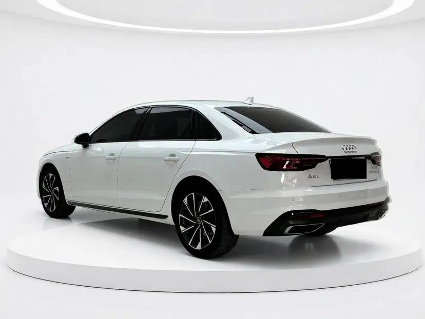 Audi A4L 2023 40 TFSI Luxury Dynamic Model — миниатюра 17