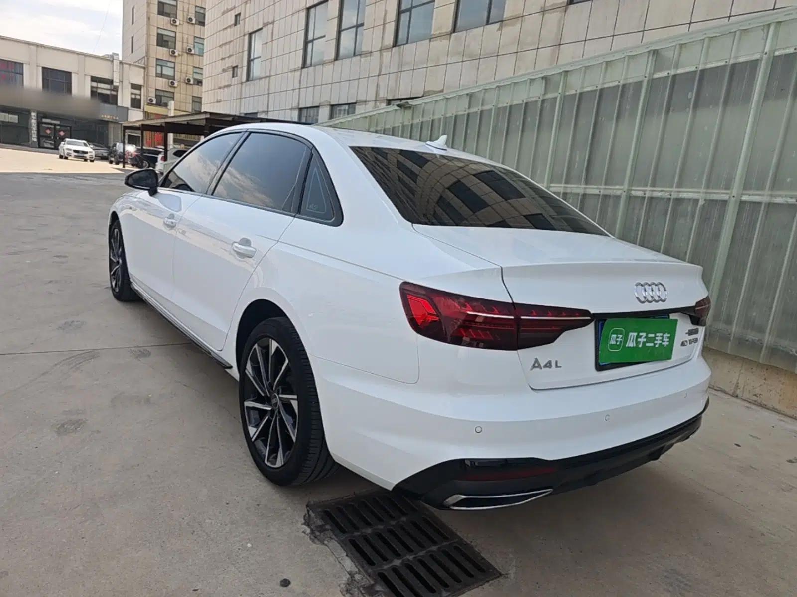 Audi A4L 2023 40 TFSI Luxury Dynamic Model — миниатюра 4