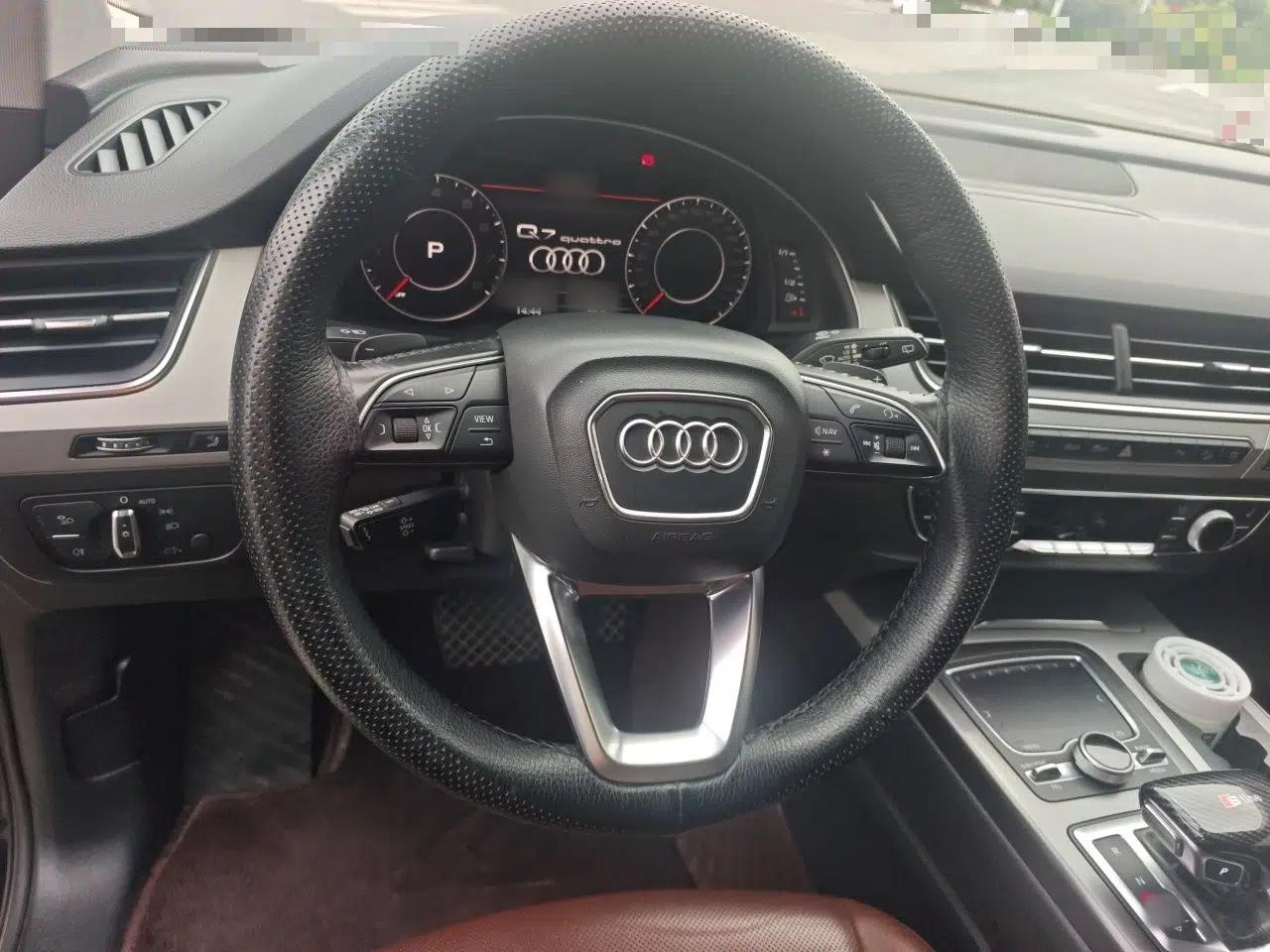 Audi Q7 2019 55 TFSI Technology Edition — миниатюра 10