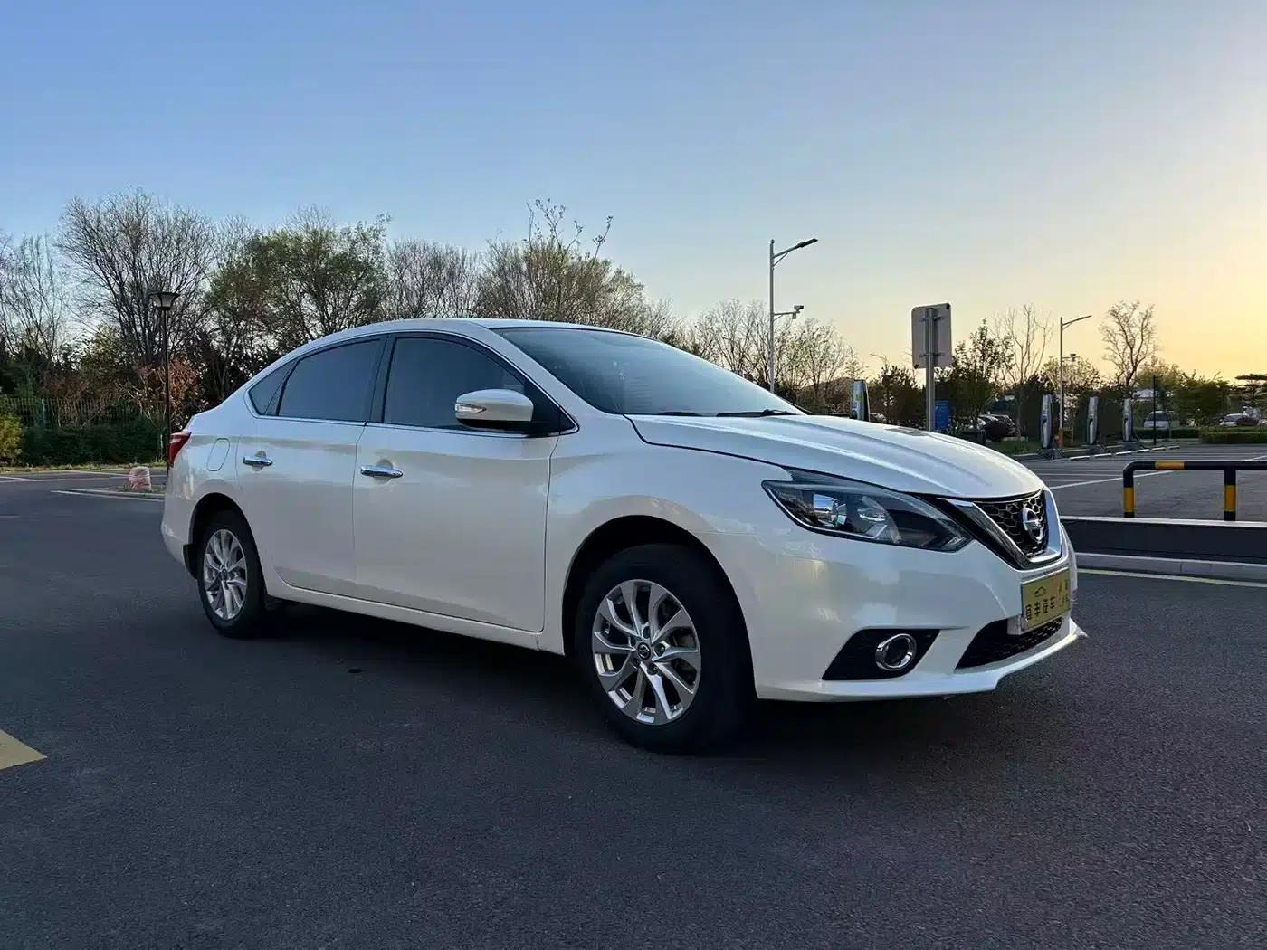Nissan Sylphy 2018 1.6XV CVT Premium Edition — миниатюра 3