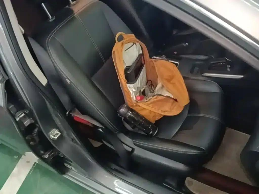Nissan Sylphy 2022 Classic 1.6XE CVT Comfort Edition — миниатюра 25
