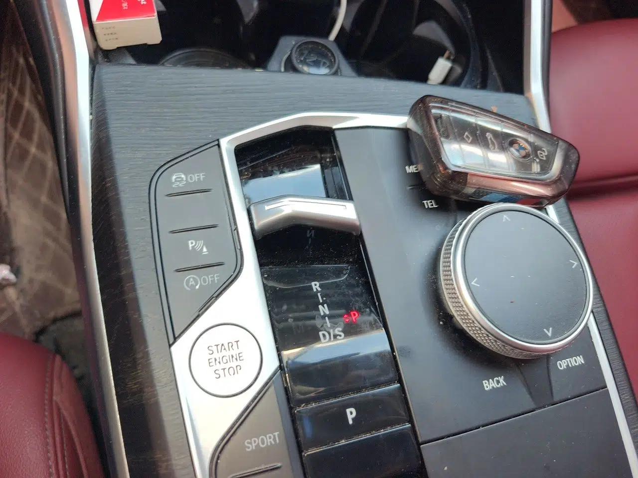 BMW 3 Series 2023 325i M Sport Package — миниатюра 14