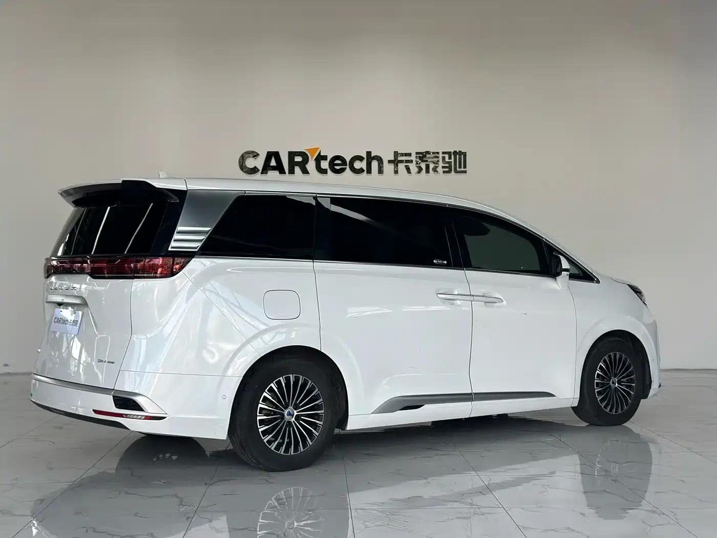 Denza D9 2022 DM-i 970 AWD Flagship Edition — миниатюра 4
