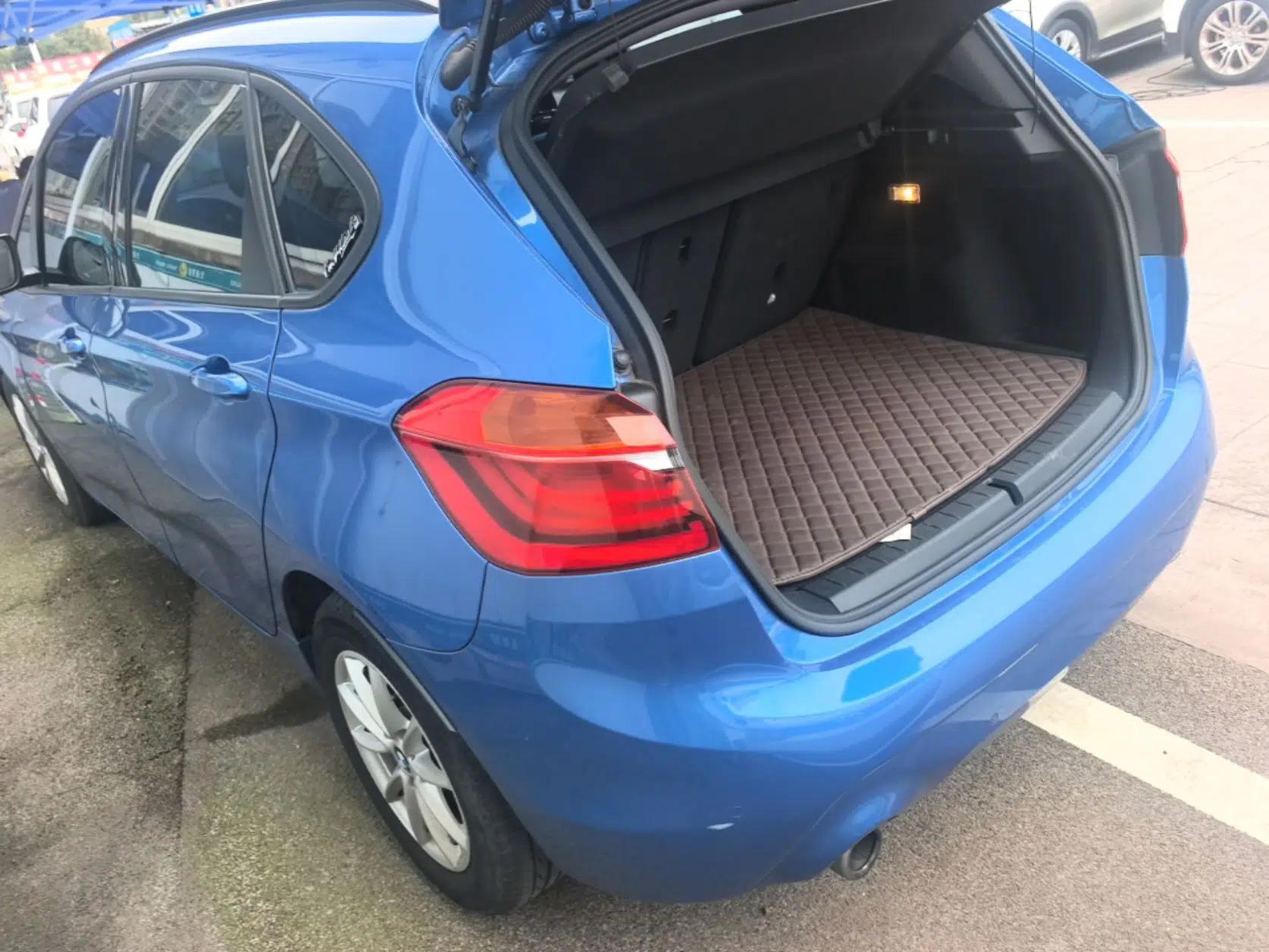 BMW 2 Series Active Tourer 2018 218i Fashion Model — миниатюра 4