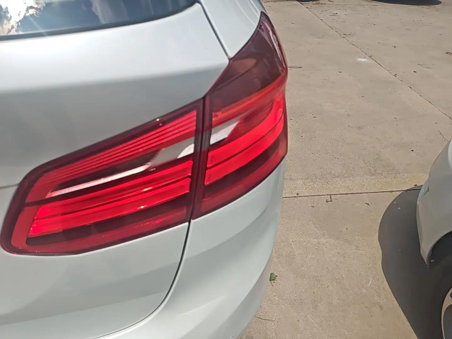 BMW 2 Series Active Tourer 2016 218i Leading Model — миниатюра 9