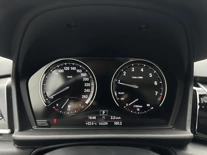 BMW 2 Series Active Tourer 2019 218i Leading Model — миниатюра 12