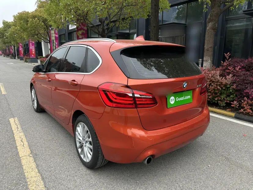 BMW 2 Series Active Tourer 2019 218i Leading Model — миниатюра 5