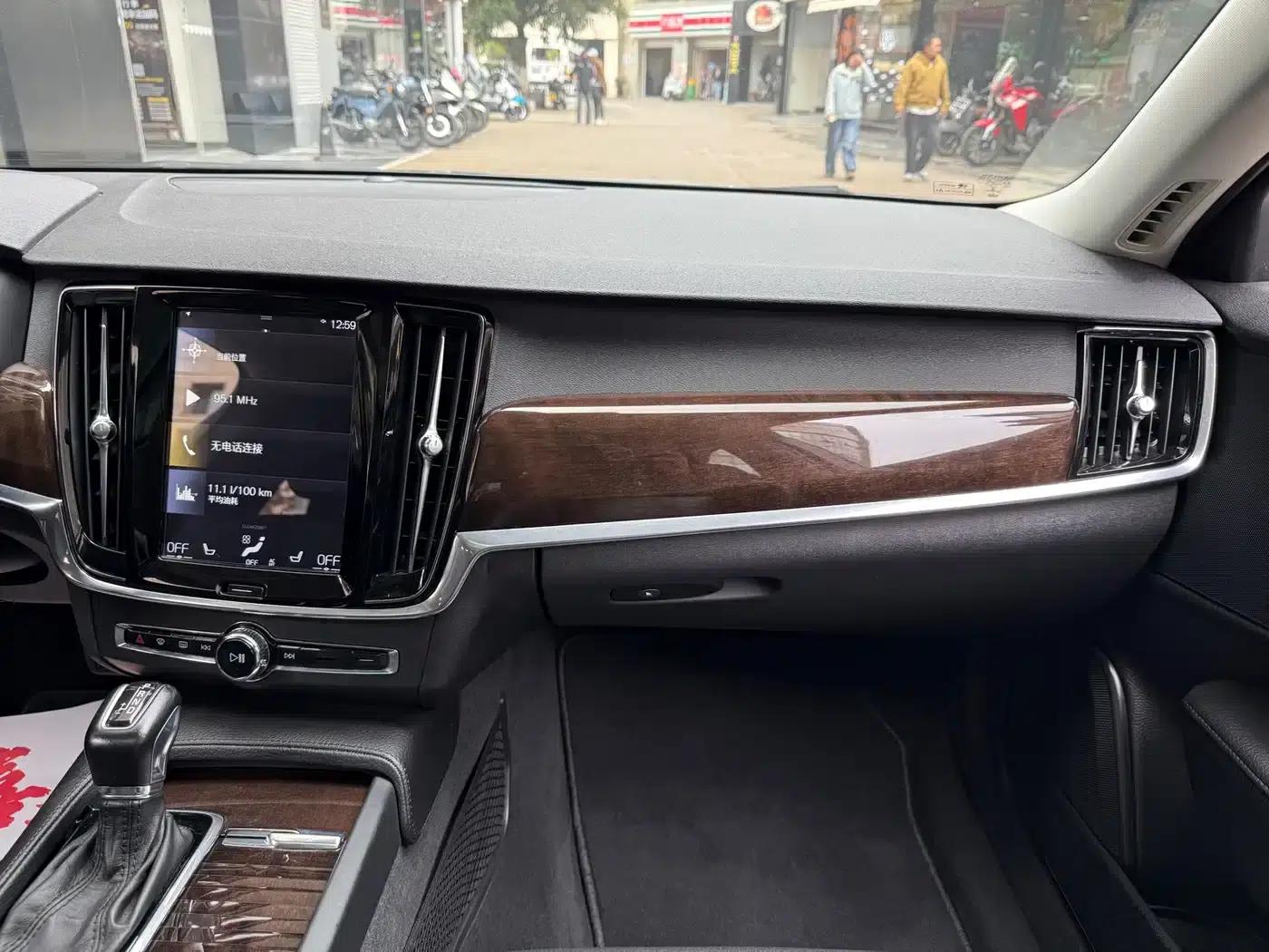 2018 Volvo S90 T5 Smart Edition — миниатюра 16