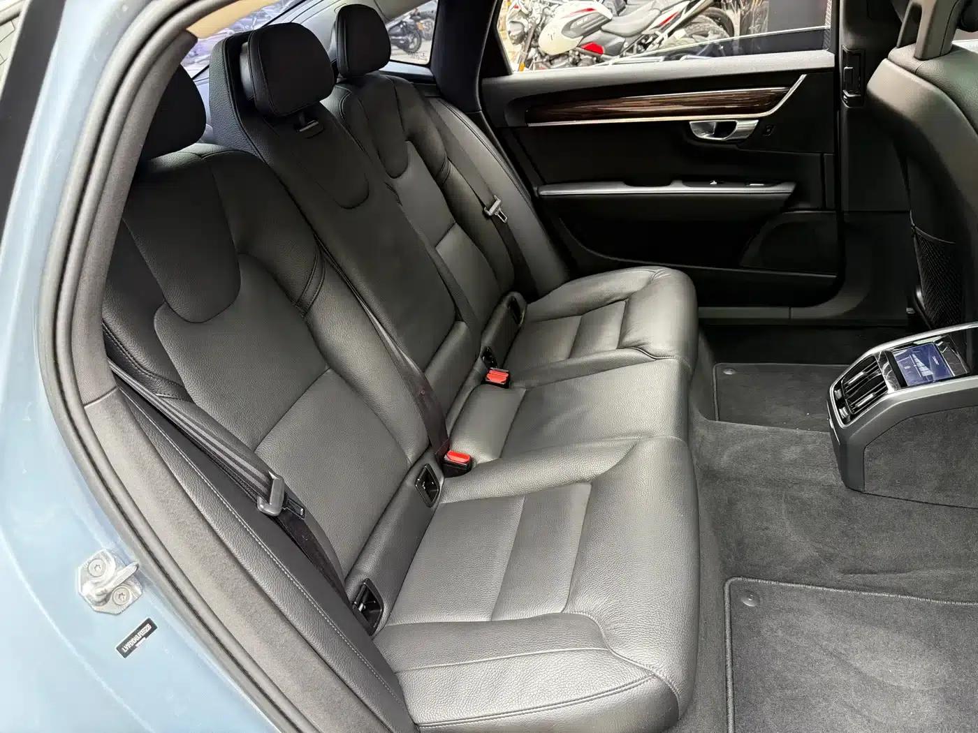 2018 Volvo S90 T5 Smart Edition — миниатюра 25