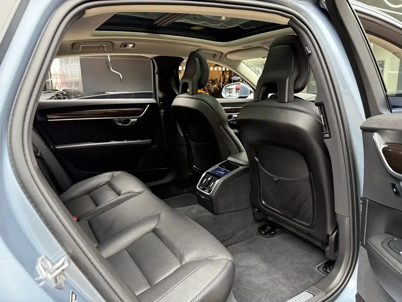 2018 Volvo S90 T5 Smart Edition — миниатюра 26