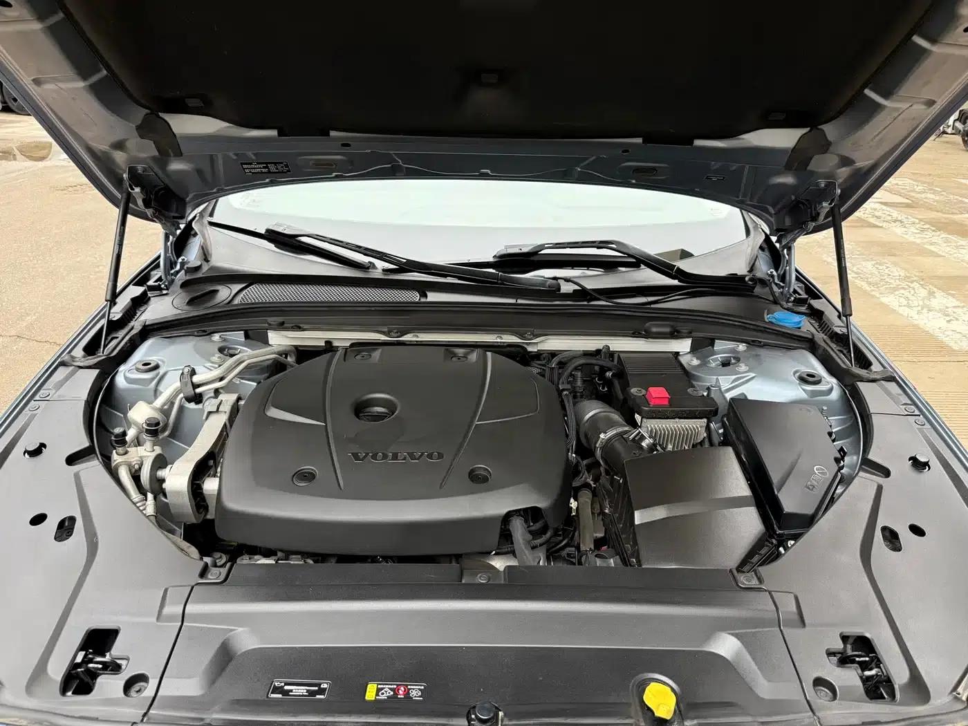 2018 Volvo S90 T5 Smart Edition — миниатюра 29