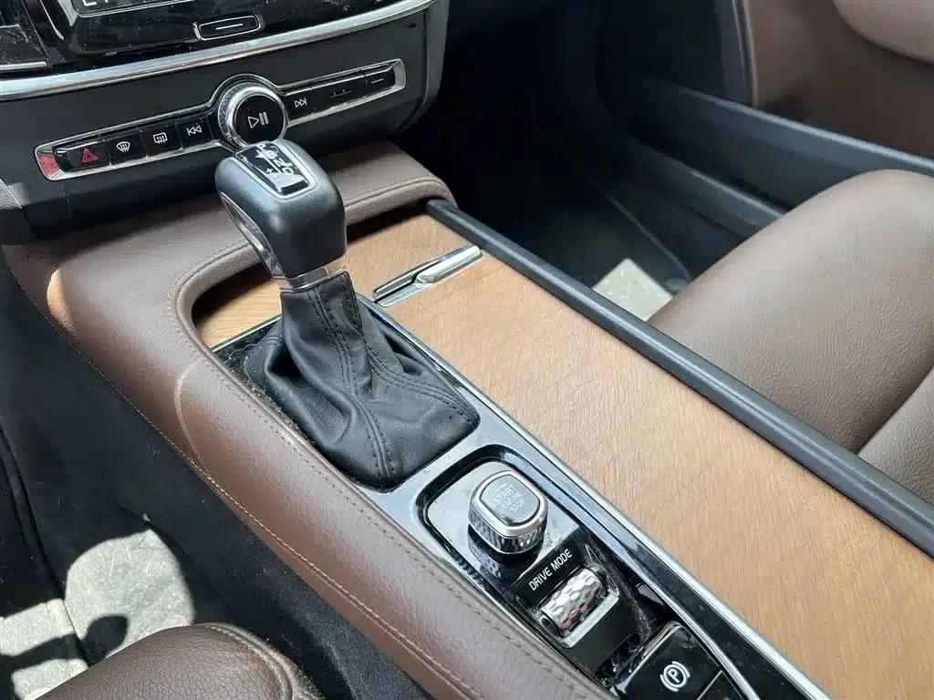 Volvo S90 2020 Facelift T5 Smart Luxury Edition — миниатюра 12
