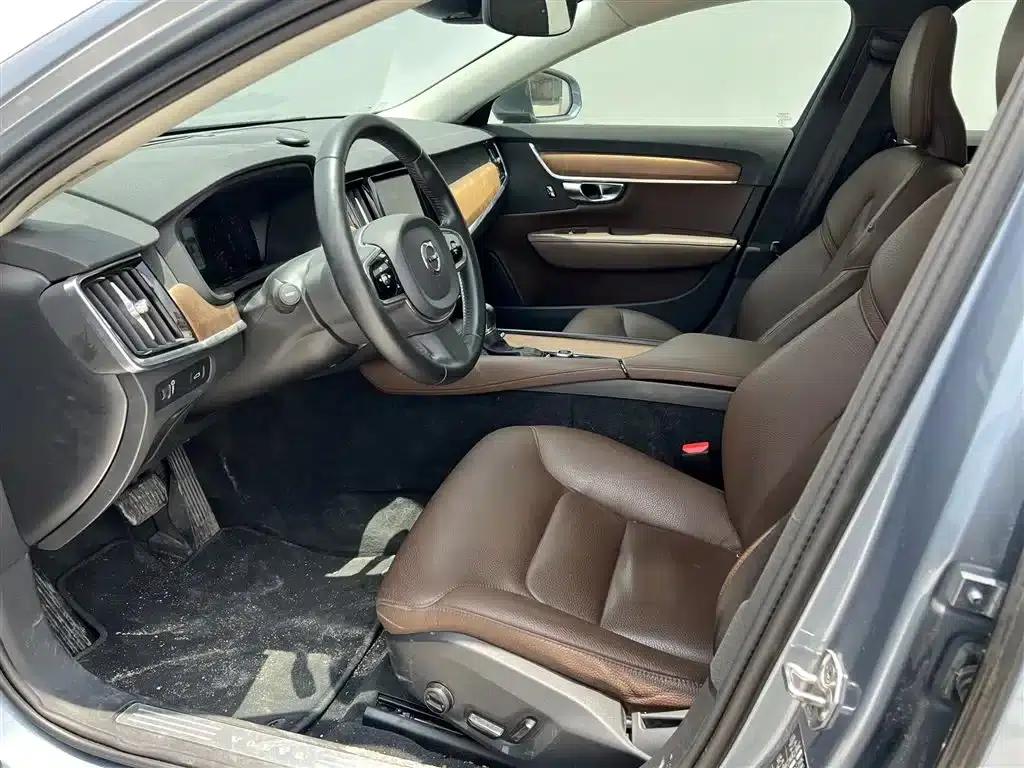 Volvo S90 2020 Facelift T5 Smart Luxury Edition — миниатюра 6