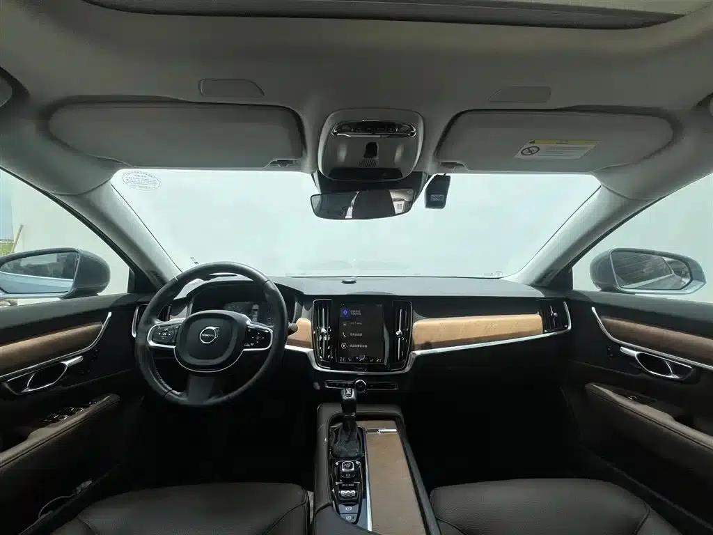 Volvo S90 2020 Facelift T5 Smart Luxury Edition — миниатюра 8