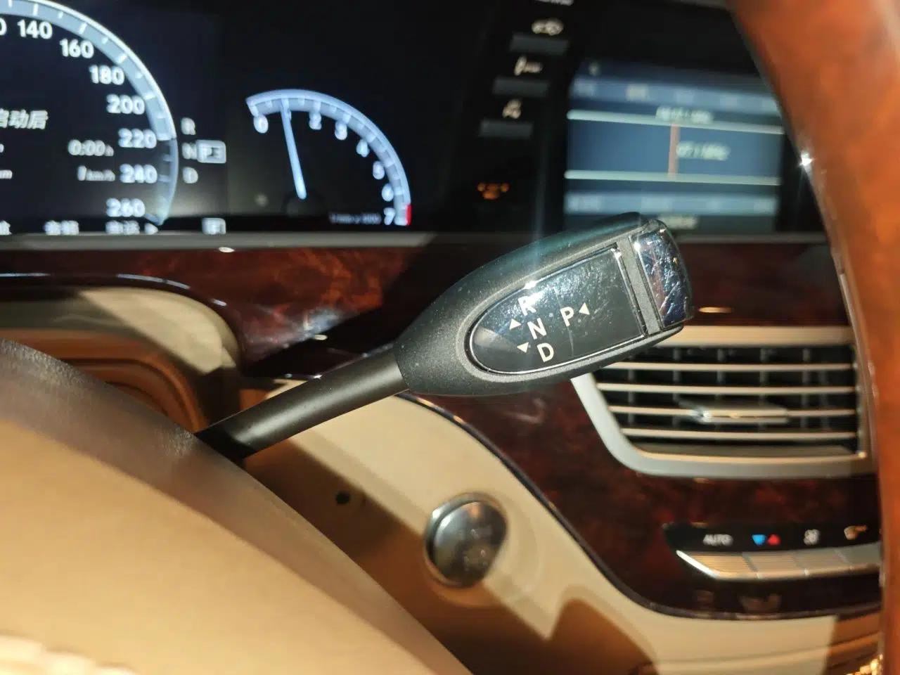 Mercedes-Benz S-Class 2012 S 300 L Luxury Grand Edition — миниатюра 14