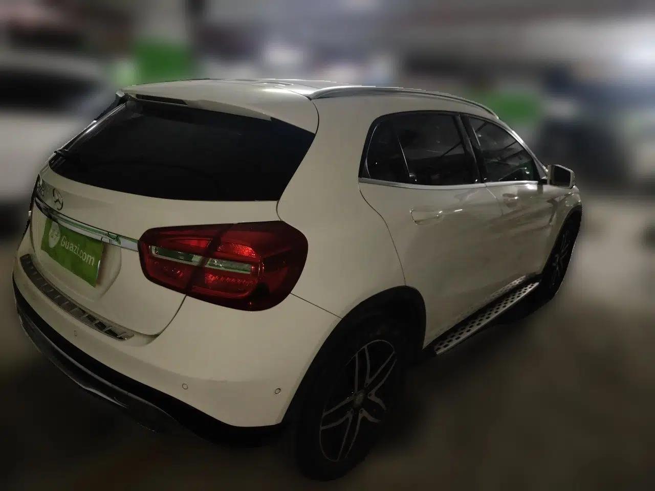 Mercedes-Benz GLA 2016 GLA 200 Fashion Model — миниатюра 6