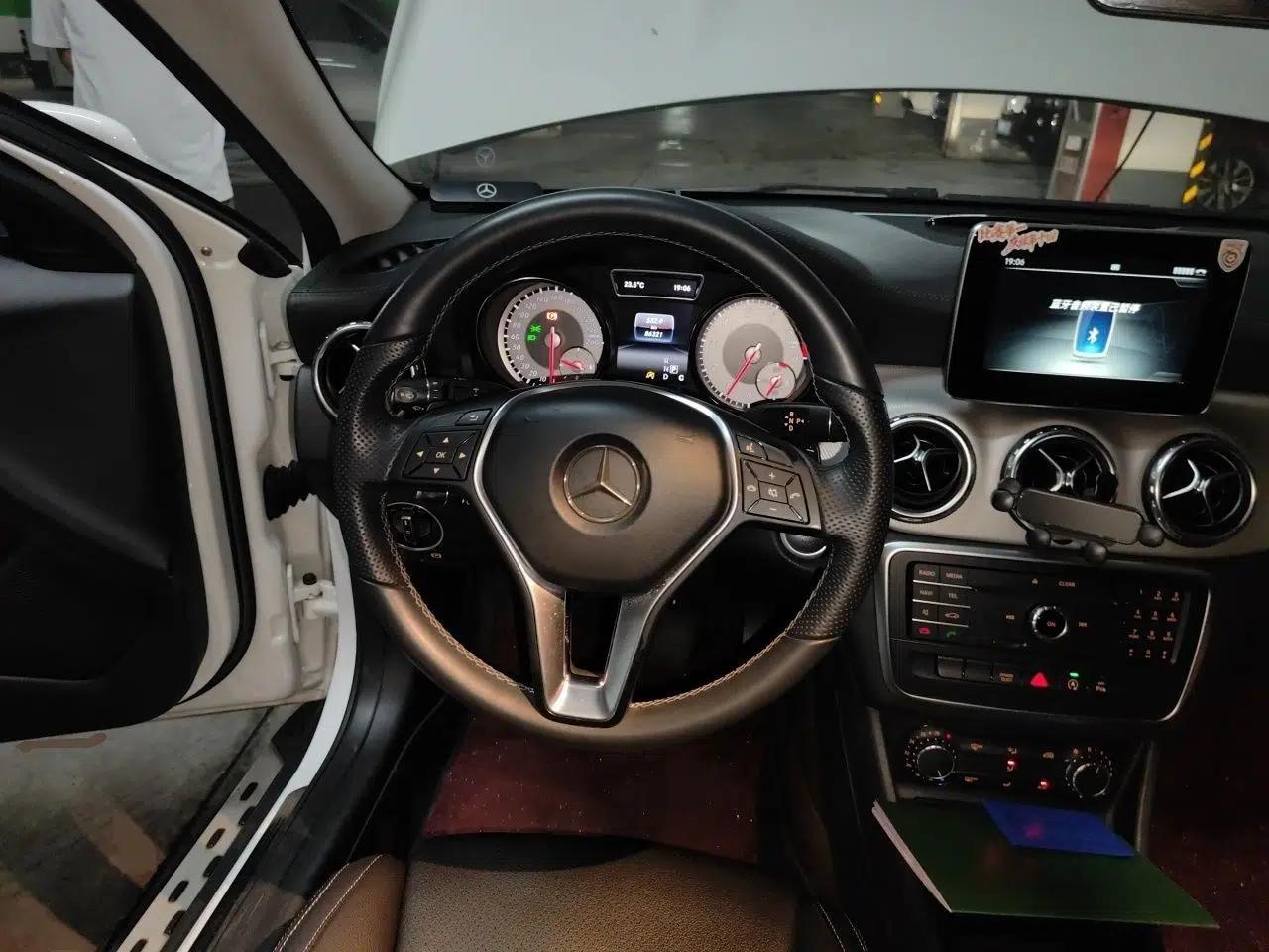 Mercedes-Benz GLA 2016 GLA 200 Fashion Model — миниатюра 10