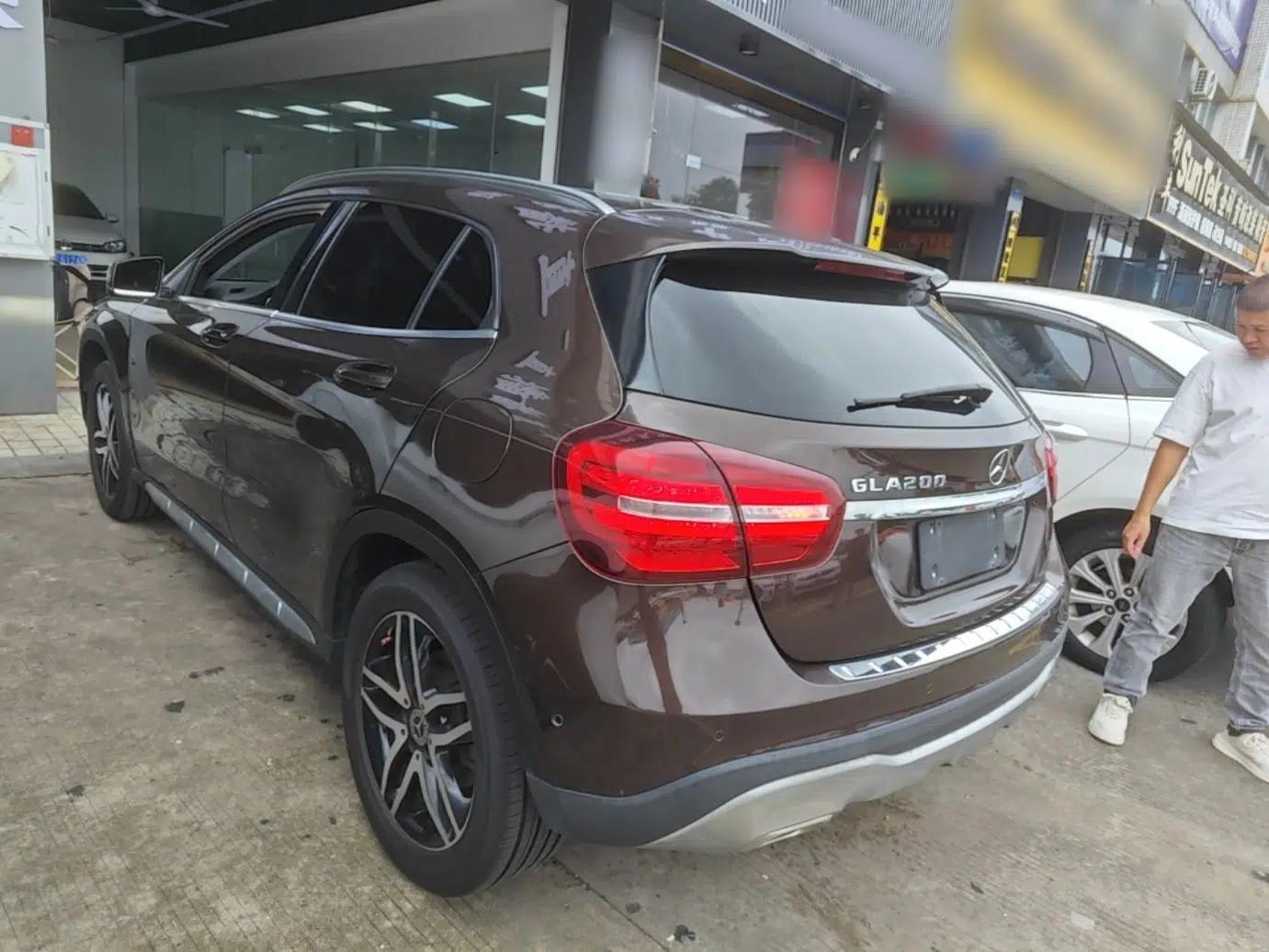 Mercedes-Benz GLA 2017 GLA 200 Fashion Model — миниатюра 4