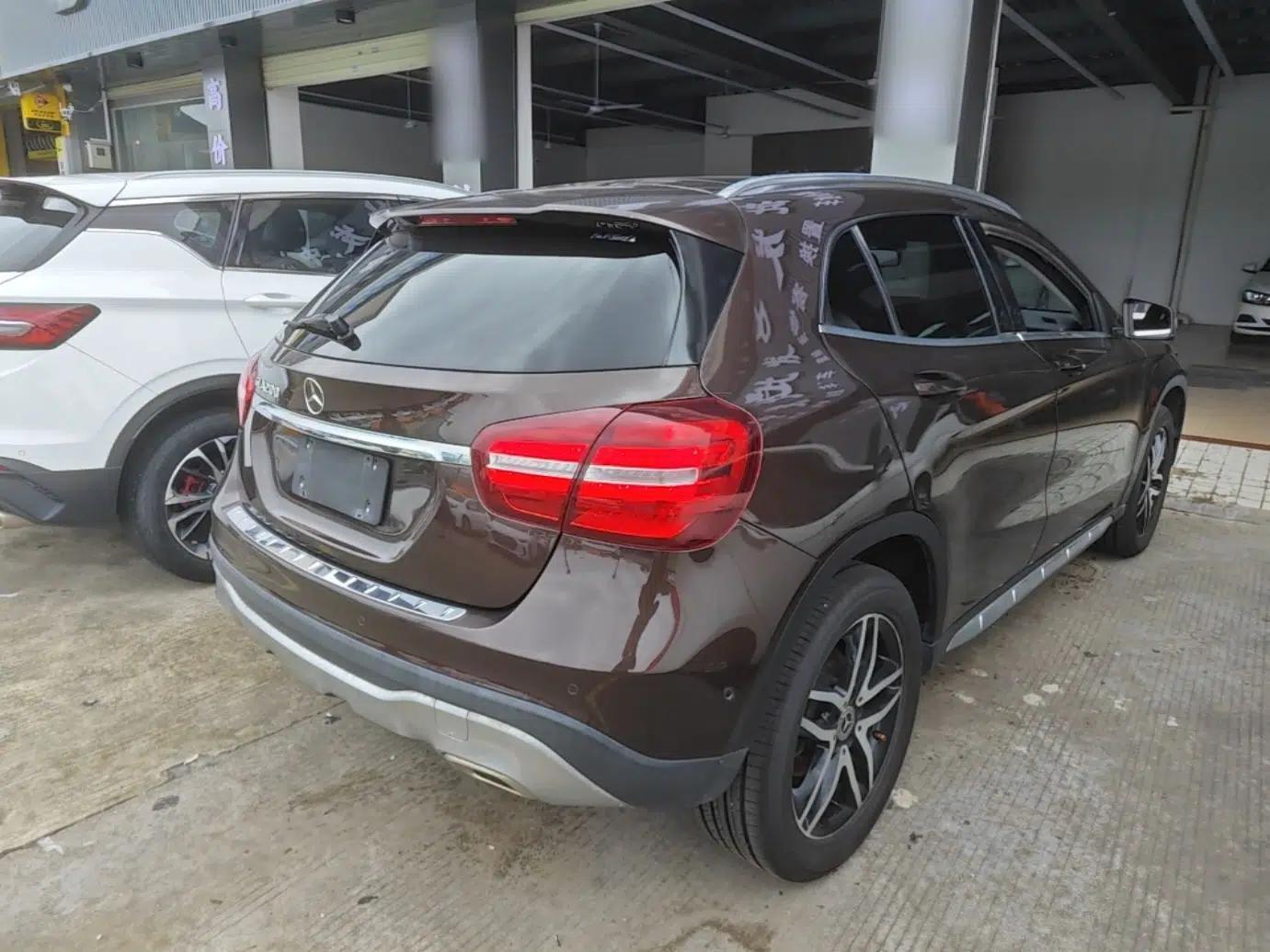 Mercedes-Benz GLA 2017 GLA 200 Fashion Model — миниатюра 6