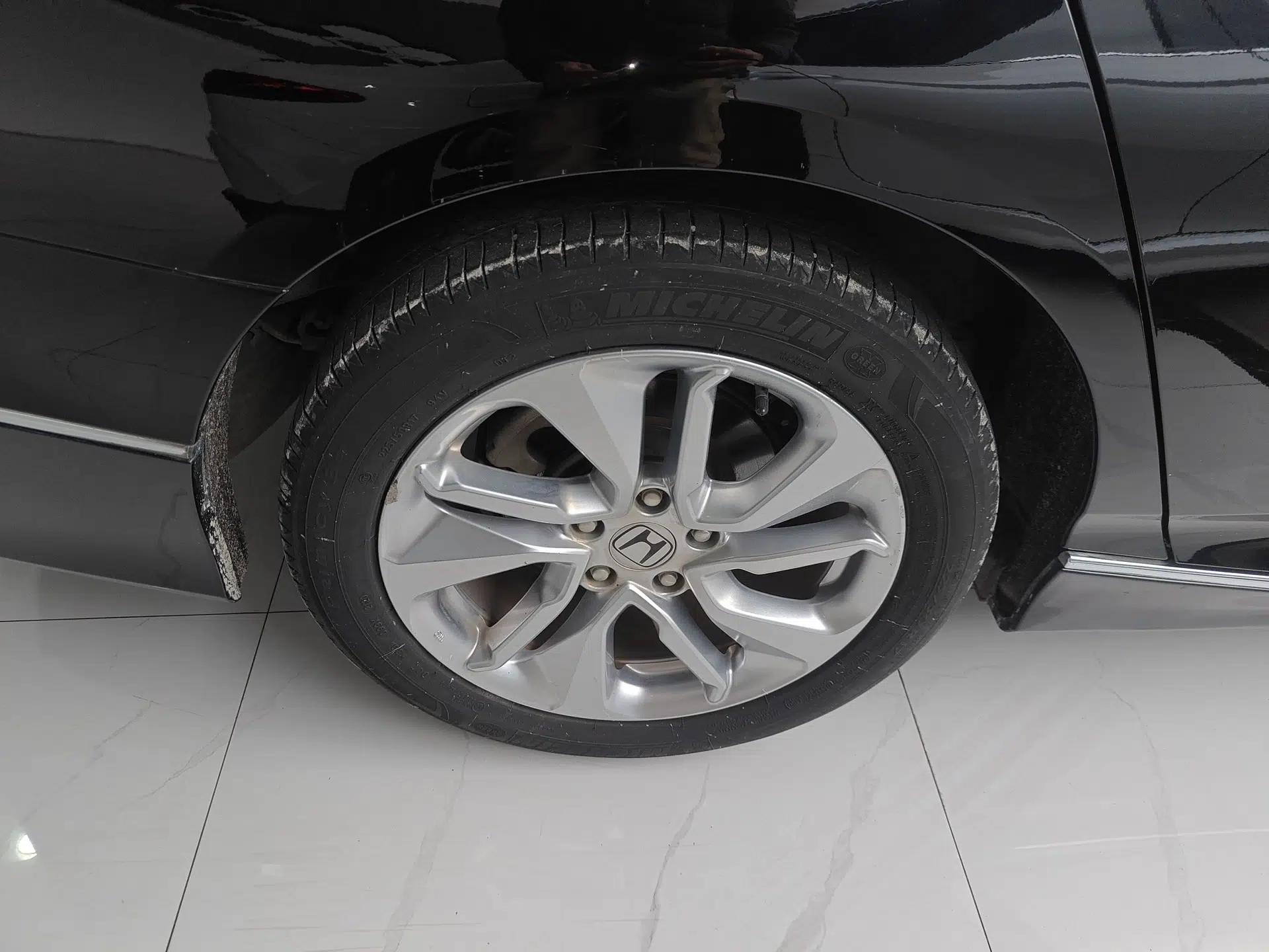 Honda Accord 2018 260TURBO Elite Edition China VI — миниатюра 11
